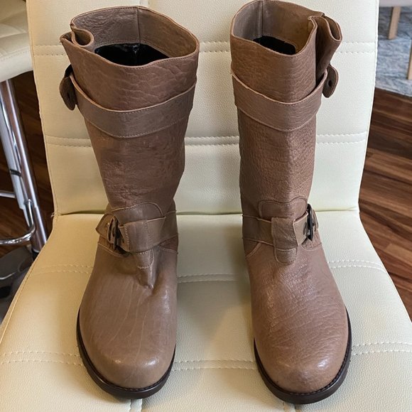Stuart Weitzman Leather Saddle Booties - Picture 2 of 4
